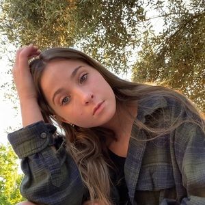 Meet your Posher, Jackie